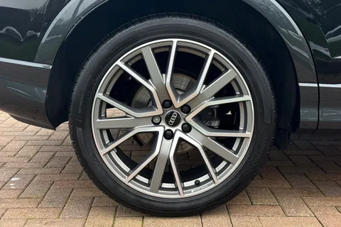 KT74EHK Audi Q3 Black Edition 35 TDI 150 PS S tronic Thumbnail #11