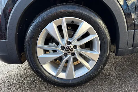 GL74AWU Volkswagen T-Cross 1.0 TSI 115 Match 5dr Thumbnail #13