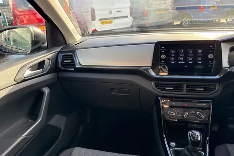 GL74AWU Volkswagen T-Cross 1.0 TSI 115 Match 5dr Thumbnail #21