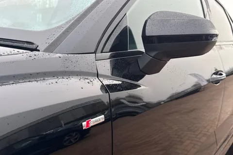 KT74EHK Audi Q3 Black Edition 35 TDI 150 PS S tronic Thumbnail #31