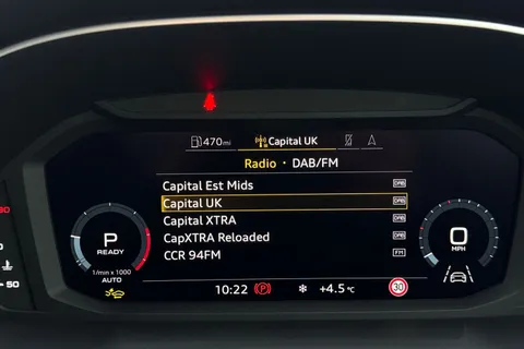 KT74EHK Audi Q3 Black Edition 35 TDI 150 PS S tronic Thumbnail #51