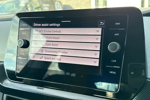 GL74AWU Volkswagen T-Cross 1.0 TSI 115 Match 5dr Thumbnail #52