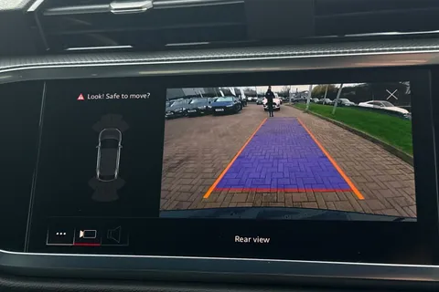 KT74EHK Audi Q3 Black Edition 35 TDI 150 PS S tronic Thumbnail #59