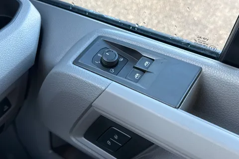 MF75EWV Volkswagen Crafter commerce plus MWB 177PS automatic FWD Thumbnail #18