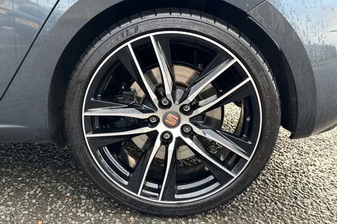 YD20YXW SEAT Leon 2.0 TSI Cupra 290 Lux DSG Euro 6 (s/s) 5dr Thumbnail #12