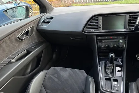 YD20YXW SEAT Leon 2.0 TSI Cupra 290 Lux DSG Euro 6 (s/s) 5dr Thumbnail #19