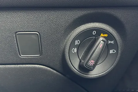 YD20YXW SEAT Leon 2.0 TSI Cupra 290 Lux DSG Euro 6 (s/s) 5dr Thumbnail #33