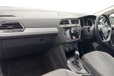 16 of 53 for VOLKSWAGEN TIGUAN 2.0 TDi 150 Match 5dr DSG