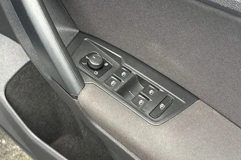 23 of 53 for VOLKSWAGEN TIGUAN 2.0 TDi 150 Match 5dr DSG