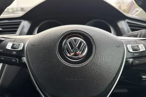 36 of 53 for VOLKSWAGEN TIGUAN 2.0 TDi 150 Match 5dr DSG