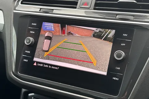 45 of 53 for VOLKSWAGEN TIGUAN 2.0 TDi 150 Match 5dr DSG