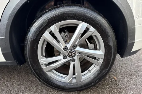 DE25NHF Volkswagen T-Roc 1.5 TSI R-Line 5dr DSG ⭐Rear view camera⭐ Thumbnail #12