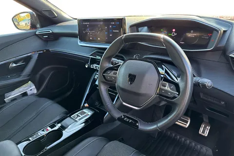 DN24ALU PEUGEOT e-2008 50kWh GT Auto 5dr (7kW Charger) Thumbnail #14