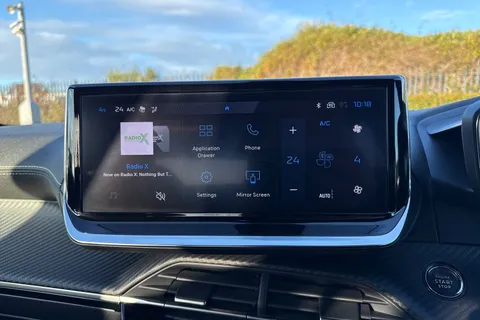 DN24ALU PEUGEOT e-2008 50kWh GT Auto 5dr (7kW Charger) Thumbnail #17