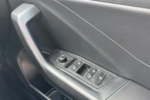 DE25NHF Volkswagen T-Roc 1.5 TSI R-Line 5dr DSG ⭐Rear view camera⭐ Thumbnail #22