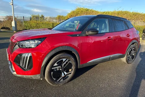 DN24ALU PEUGEOT e-2008 50kWh GT Auto 5dr (7kW Charger) Thumbnail #27