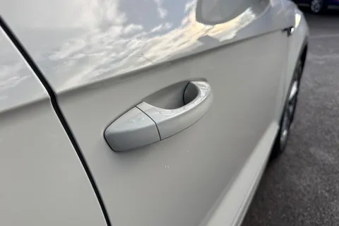 DE25NHF Volkswagen T-Roc 1.5 TSI R-Line 5dr DSG ⭐Rear view camera⭐ Thumbnail #29