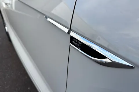 DE25NHF Volkswagen T-Roc 1.5 TSI R-Line 5dr DSG ⭐Rear view camera⭐ Thumbnail #30