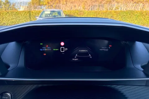 DN24ALU PEUGEOT e-2008 50kWh GT Auto 5dr (7kW Charger) Thumbnail #38