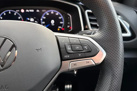 DE25NHF Volkswagen T-Roc 1.5 TSI R-Line 5dr DSG ⭐Rear view camera⭐ Thumbnail #46