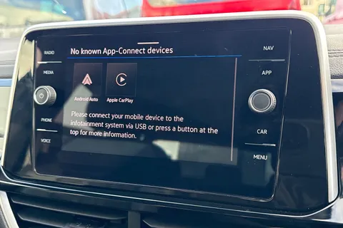 DE25NHF Volkswagen T-Roc 1.5 TSI R-Line 5dr DSG ⭐Rear view camera⭐ Thumbnail #52