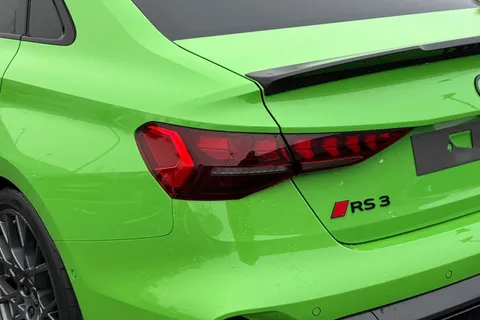 Audi RS 3 2.5 TFSI Carbon Black S Tronic quattro Euro 6 (s/s) 4dr Thumbnail #8