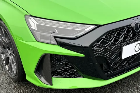 Audi RS 3 2.5 TFSI Carbon Black S Tronic quattro Euro 6 (s/s) 4dr Thumbnail #9