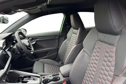 Audi RS 3 2.5 TFSI Carbon Black S Tronic quattro Euro 6 (s/s) 4dr Thumbnail #16