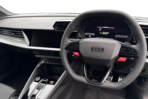 Audi RS 3 2.5 TFSI Carbon Black S Tronic quattro Euro 6 (s/s) 4dr Thumbnail #18