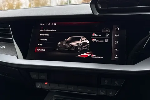 Audi RS 3 2.5 TFSI Carbon Black S Tronic quattro Euro 6 (s/s) 4dr Thumbnail #32