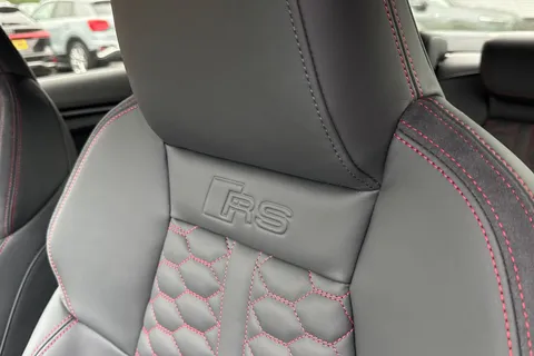 Audi RS 3 2.5 TFSI Carbon Black S Tronic quattro Euro 6 (s/s) 4dr Thumbnail #51