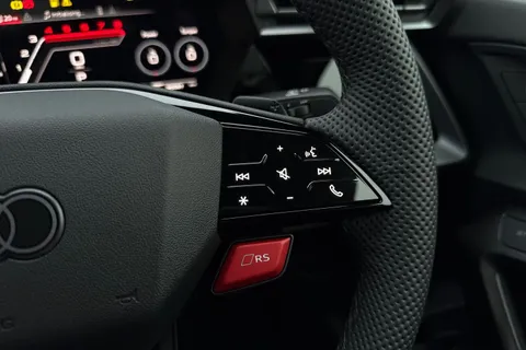 Audi RS 3 2.5 TFSI Carbon Black S Tronic quattro Euro 6 (s/s) 4dr Thumbnail #59