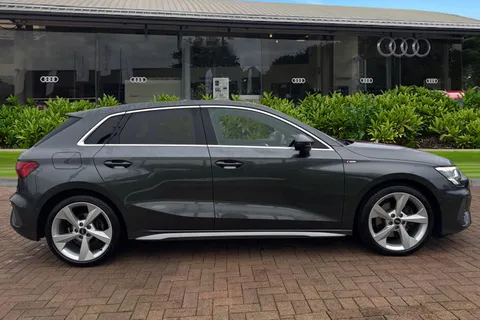 DB21BNF Audi A3 S line 35 TFSI  150 PS S tronic Thumbnail #4