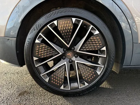 KY74JXZ CUPRA Tavascan 210kw VZ2 77KWH 5DR AUTO AWD **WINTER PACK** Thumbnail #7