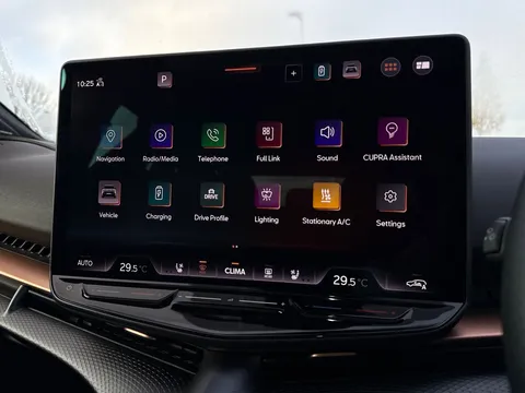 KY74JXZ CUPRA Tavascan 210kw VZ2 77KWH 5DR AUTO AWD **WINTER PACK** Thumbnail #12