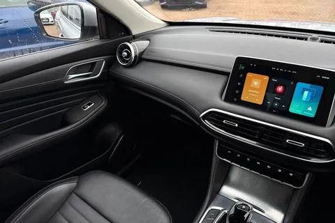 GJ73DKN MG Mg Hs 1.5 T-GDI Trophy DCT Euro 6 (s/s) 5dr Thumbnail #16