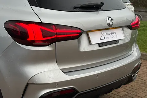 GJ73DKN MG Mg Hs 1.5 T-GDI Trophy DCT Euro 6 (s/s) 5dr Thumbnail #17