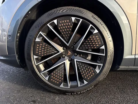 KY74JXZ CUPRA Tavascan 210kw VZ2 77KWH 5DR AUTO AWD **WINTER PACK** Thumbnail #24