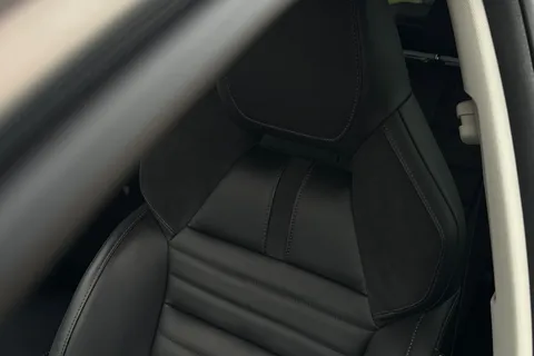 GJ73DKN MG Mg Hs 1.5 T-GDI Trophy DCT Euro 6 (s/s) 5dr Thumbnail #34