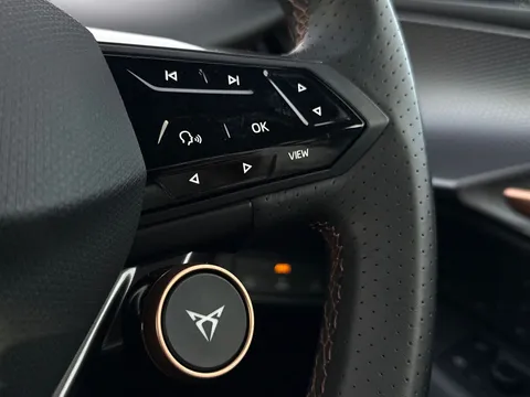 KY74JXZ CUPRA Tavascan 210kw VZ2 77KWH 5DR AUTO AWD **WINTER PACK** Thumbnail #39