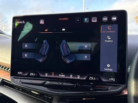 KY74JXZ CUPRA Tavascan 210kw VZ2 77KWH 5DR AUTO AWD **WINTER PACK** Thumbnail #46