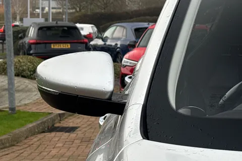 GJ73DKN MG Mg Hs 1.5 T-GDI Trophy DCT Euro 6 (s/s) 5dr Thumbnail #55