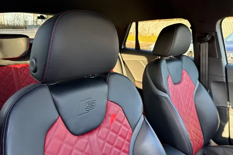 PF72VVA Audi SQ2 Black Edition TFSI  300 PS S tronic Thumbnail #24