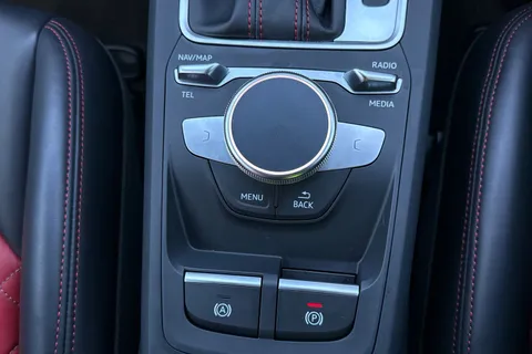 PF72VVA Audi SQ2 Black Edition TFSI  300 PS S tronic Thumbnail #36