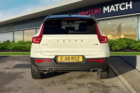 EJ18RSZ Volvo Xc40 2.0 T5 First Edition Auto AWD Euro 6 (s/s) 5dr Thumbnail #5