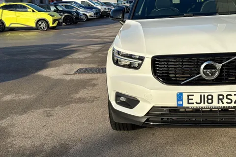 EJ18RSZ Volvo Xc40 2.0 T5 First Edition Auto AWD Euro 6 (s/s) 5dr Thumbnail #26