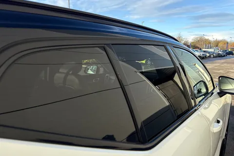 EJ18RSZ Volvo Xc40 2.0 T5 First Edition Auto AWD Euro 6 (s/s) 5dr Thumbnail #30