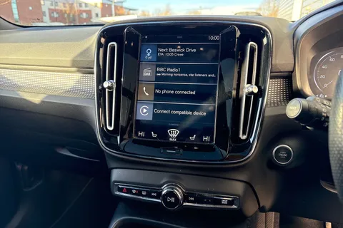 EJ18RSZ Volvo Xc40 2.0 T5 First Edition Auto AWD Euro 6 (s/s) 5dr Thumbnail #47