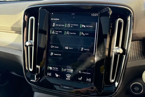 EJ18RSZ Volvo Xc40 2.0 T5 First Edition Auto AWD Euro 6 (s/s) 5dr Thumbnail #51