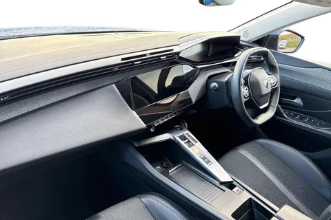 MD22VFW PEUGEOT 308 1.2 PureTech Allure Premium EAT Euro 6 (s/s) 5dr Thumbnail #15